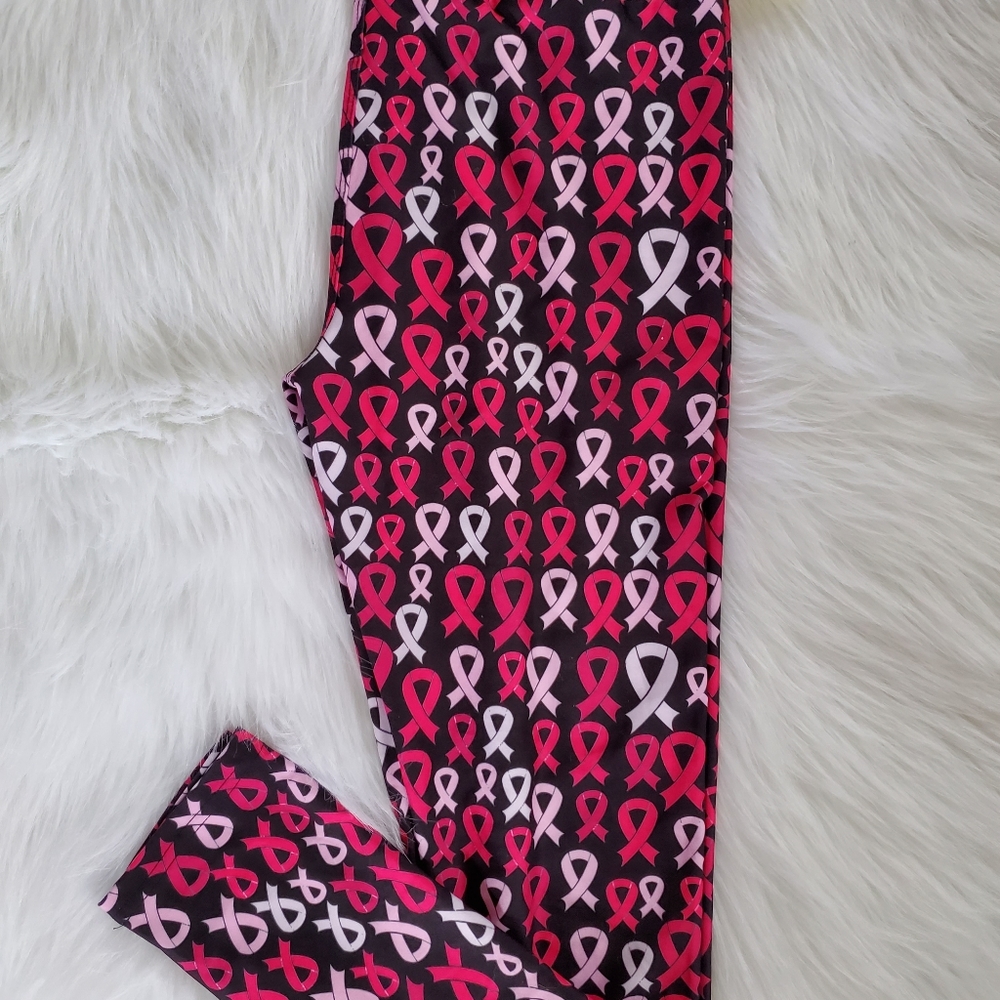Breast cancer awareness leggings